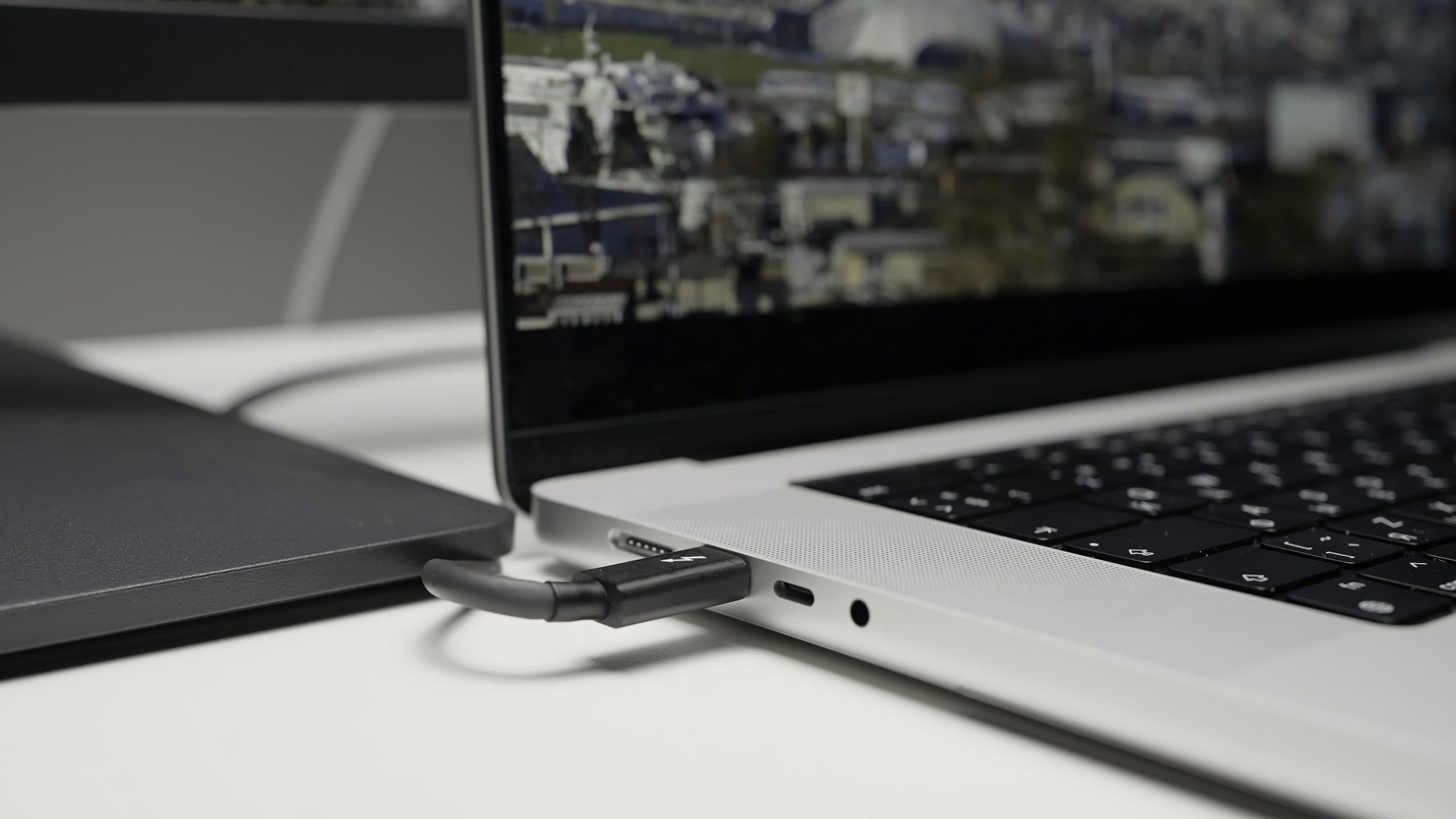 Thunderbolt 4 em notebooks: mais velocidade e conectividade